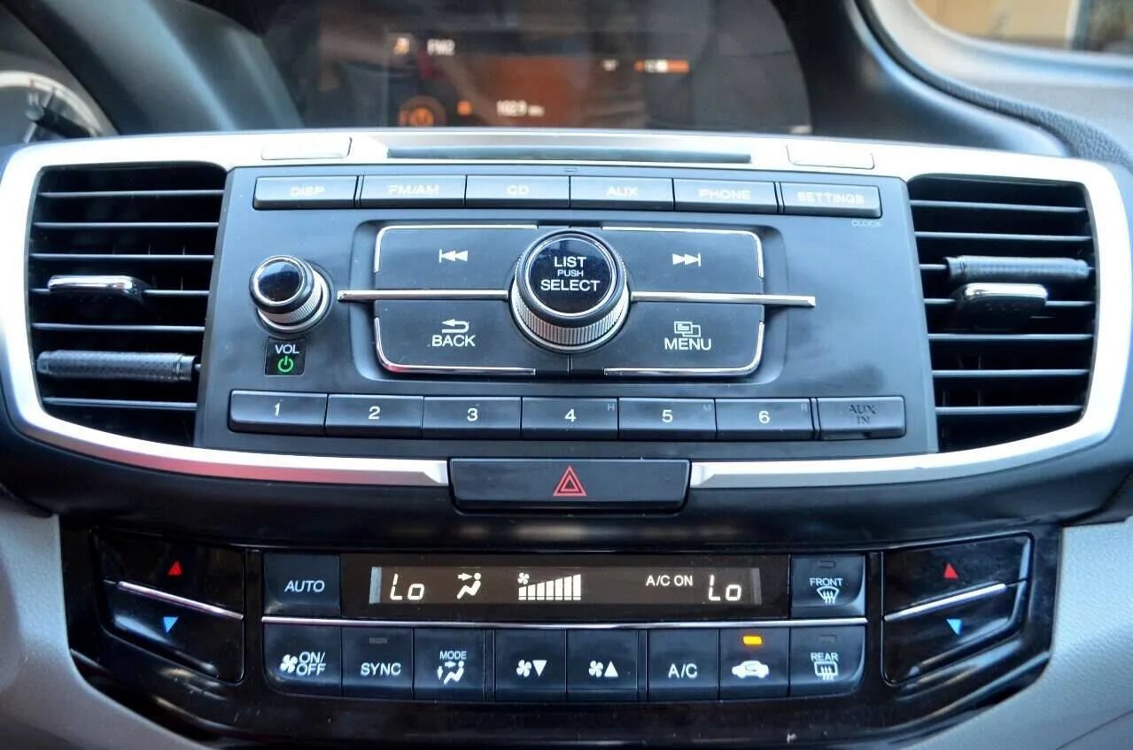 Used 2017 Honda Accord LX image 15