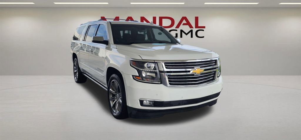 Used 2017 Chevrolet Suburban Premier AWD/4WD image 3