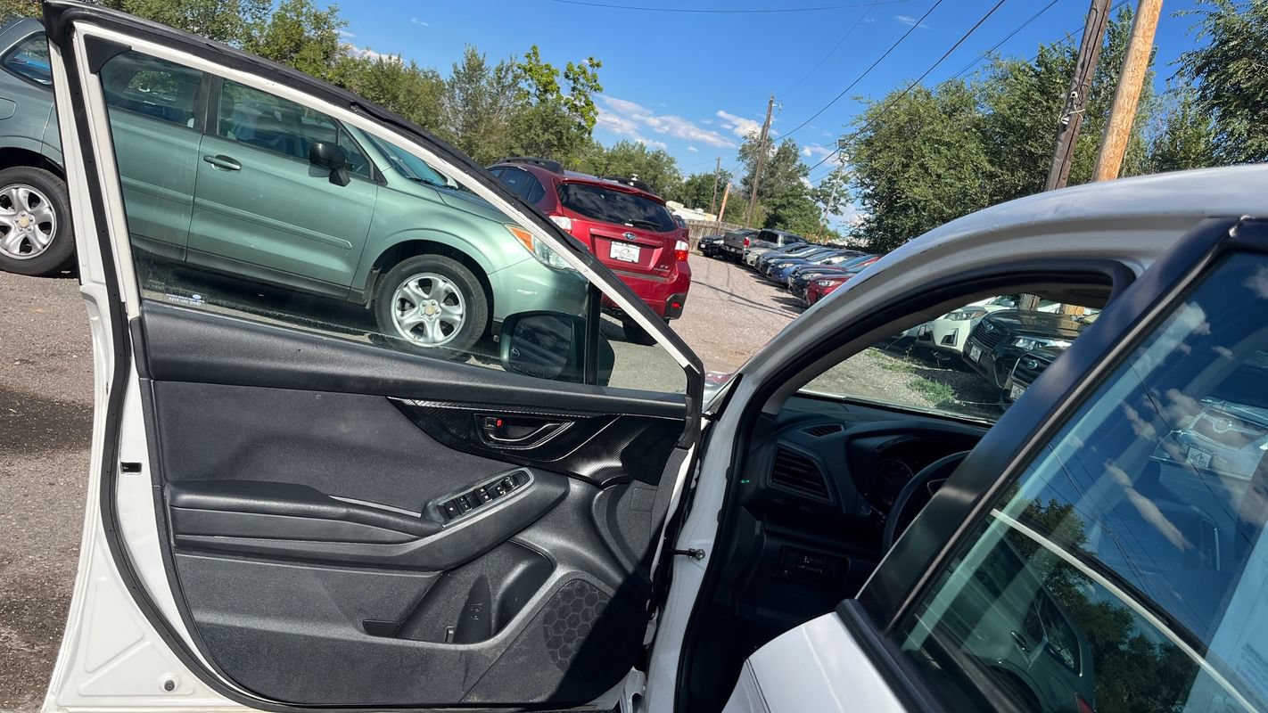 Used 2017 Subaru Impreza 2.0i AWD/4WD image 10