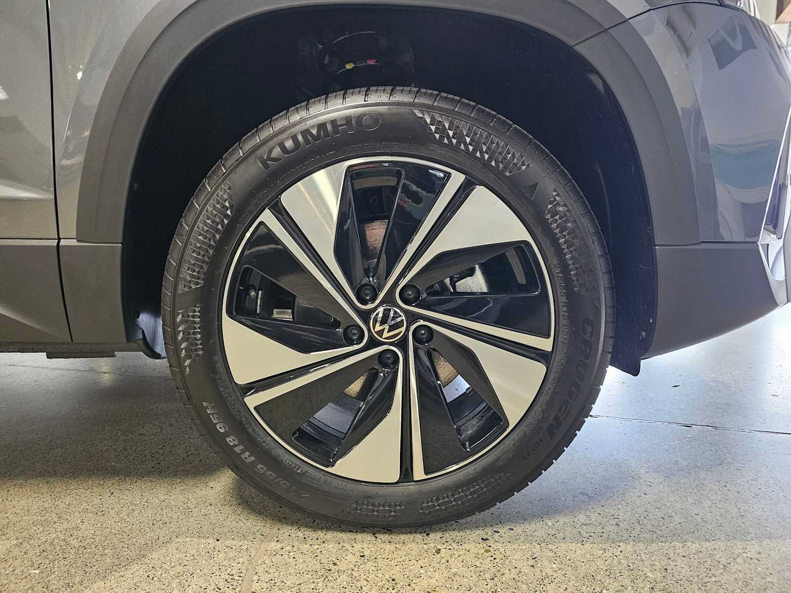 New 2026 Volkswagen Taos SE AWD/4WD image 9