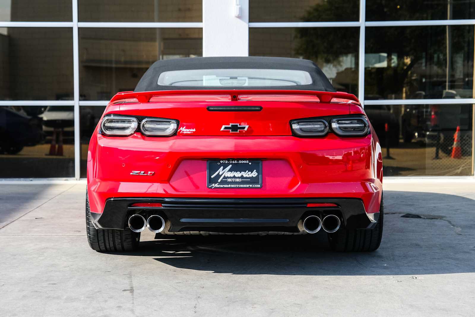 Used 2019 Chevrolet Camaro ZL1 RWD image 14