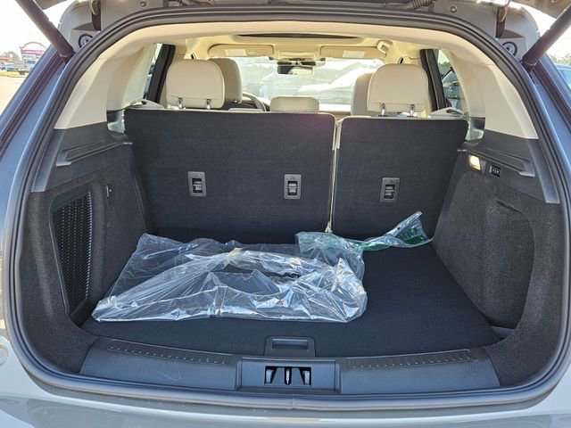 New 2025 Lincoln Corsair Reserve w/ Equipment Group 202A image 7