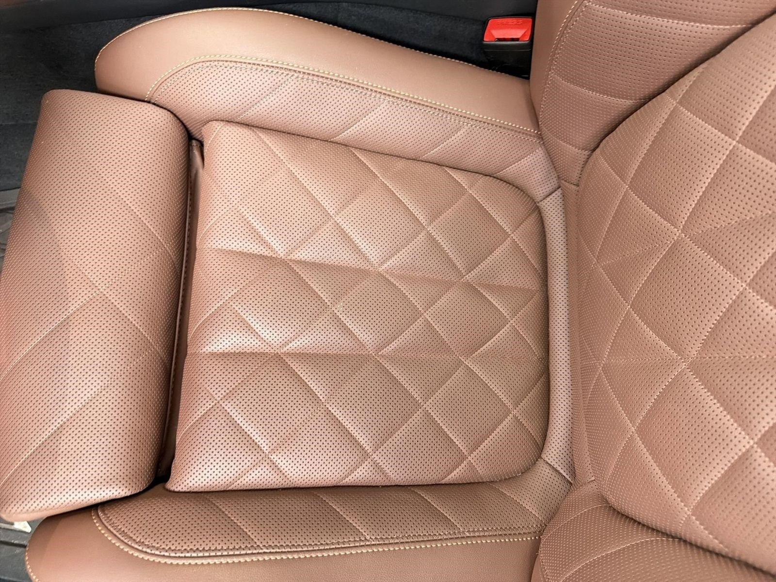 Certified 2023 BMW X7 xDrive40i w/ M Sport Package image 17