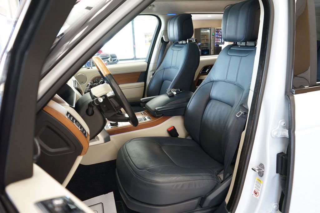 Used 2019 Land Rover Range Rover Long Wheelbase Supercharged image 2
