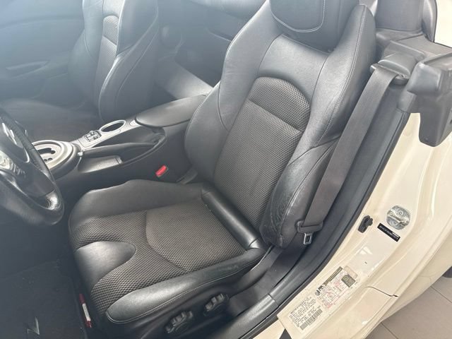 Used 2016 Nissan 370Z Touring RWD image 12