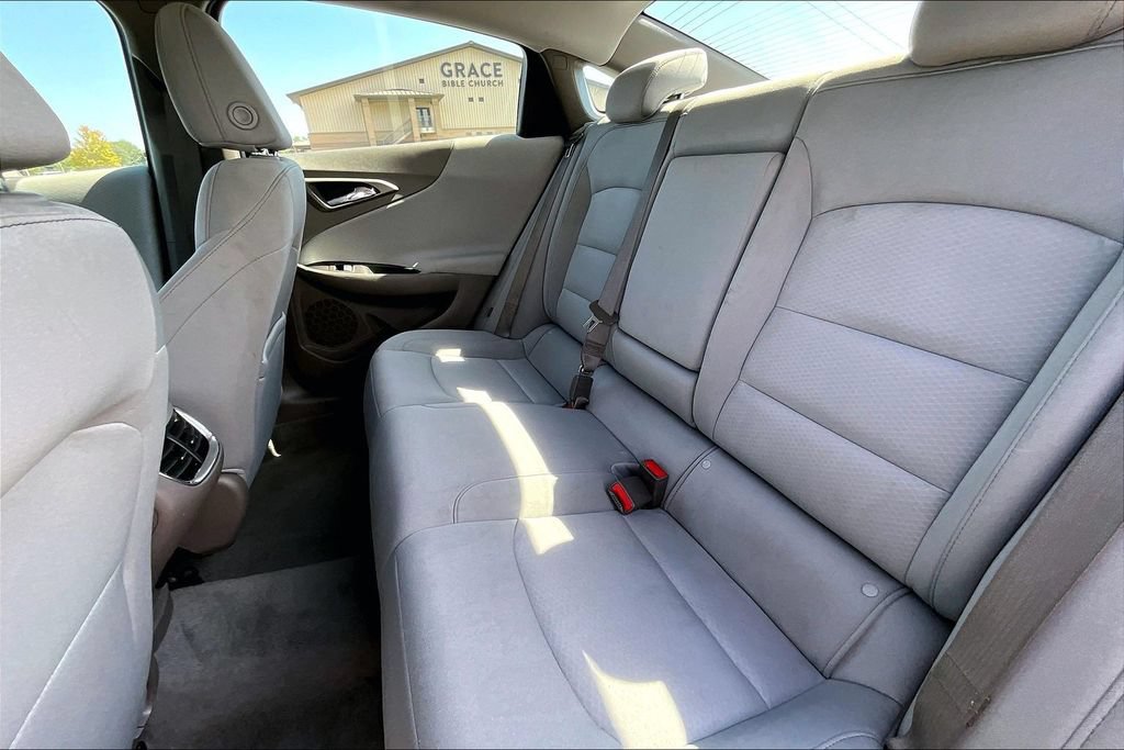 Used 2024 Chevrolet Malibu LT FWD image 25