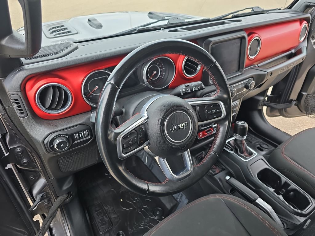 Used 2018 Jeep Wrangler Unlimited Rubicon image 16