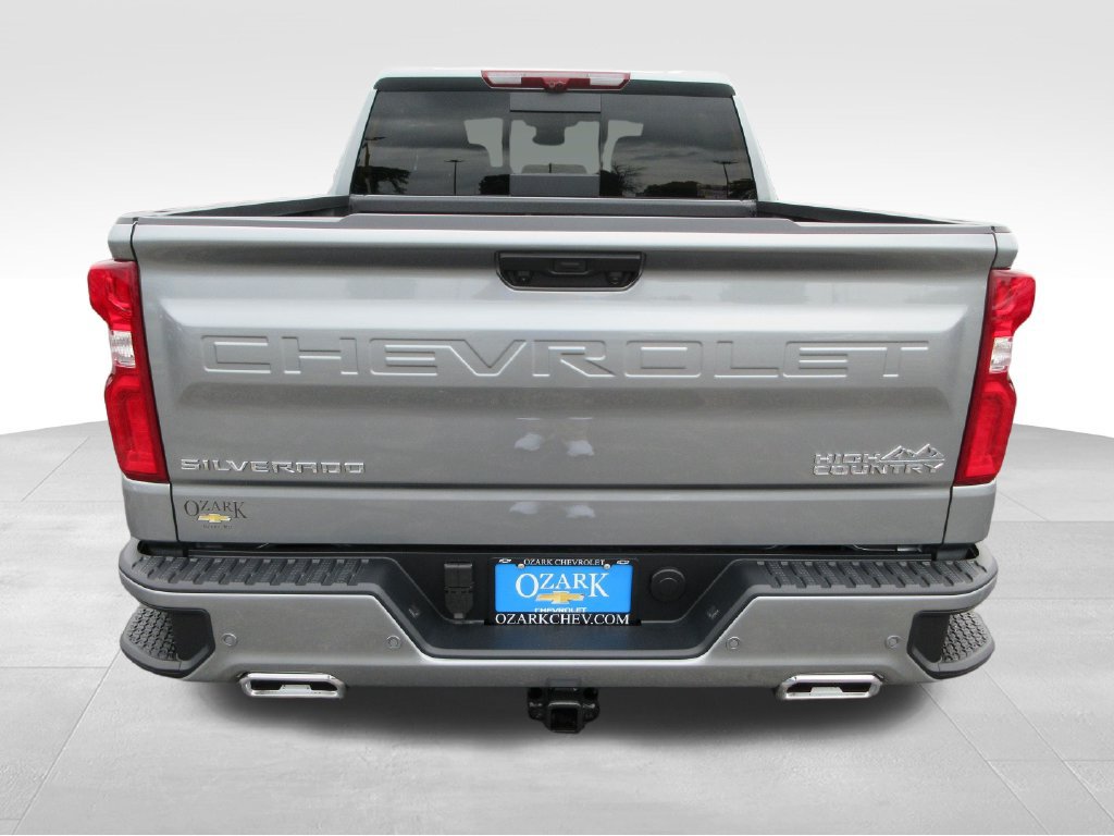 New 2026 Chevrolet Silverado 1500 High Country AWD/4WD image 4