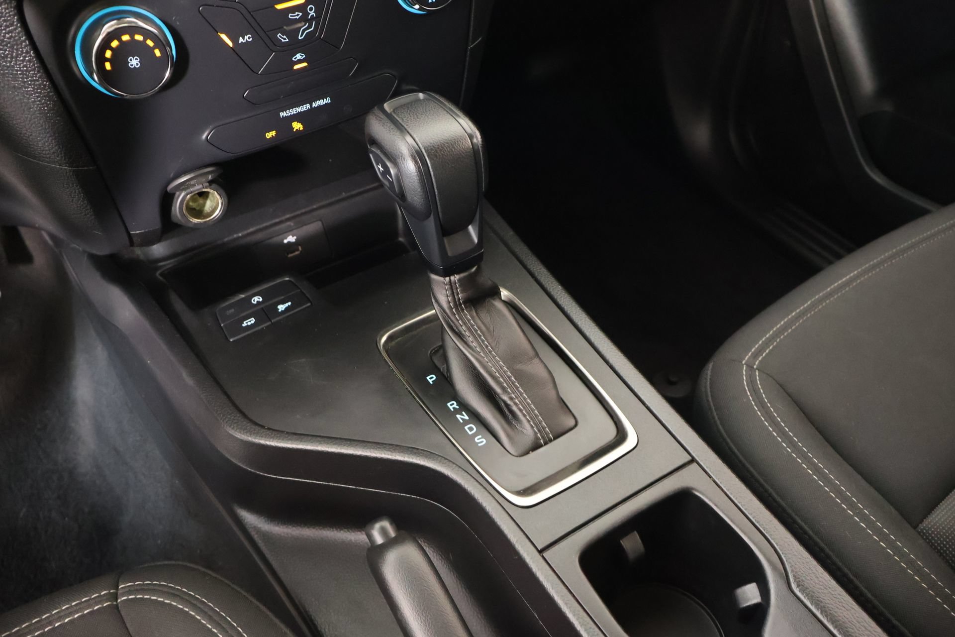 Used 2019 Ford Ranger XL w/ Equipment Group 101A Mid RWD image 7