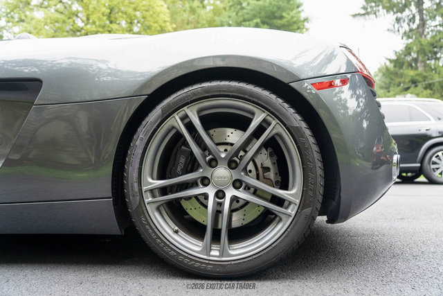 Used 2012 Audi R8 V8 AWD/4WD image 64