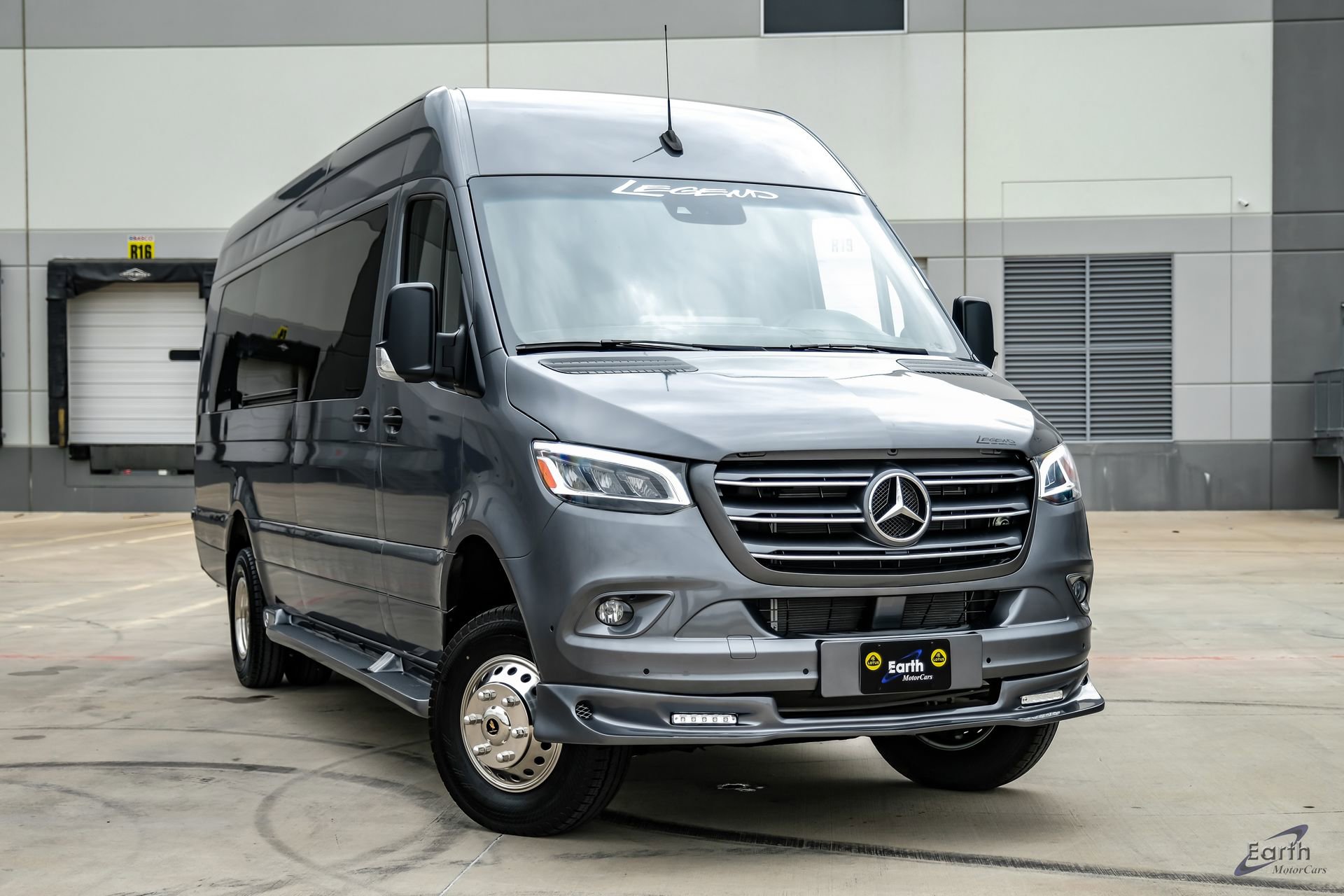 Used 2023 Mercedes-Benz Sprinter 3500 image 23