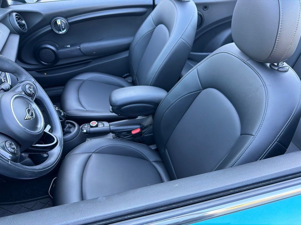 Used 2020 MINI Cooper Convertible w/ Storage Package FWD image 11