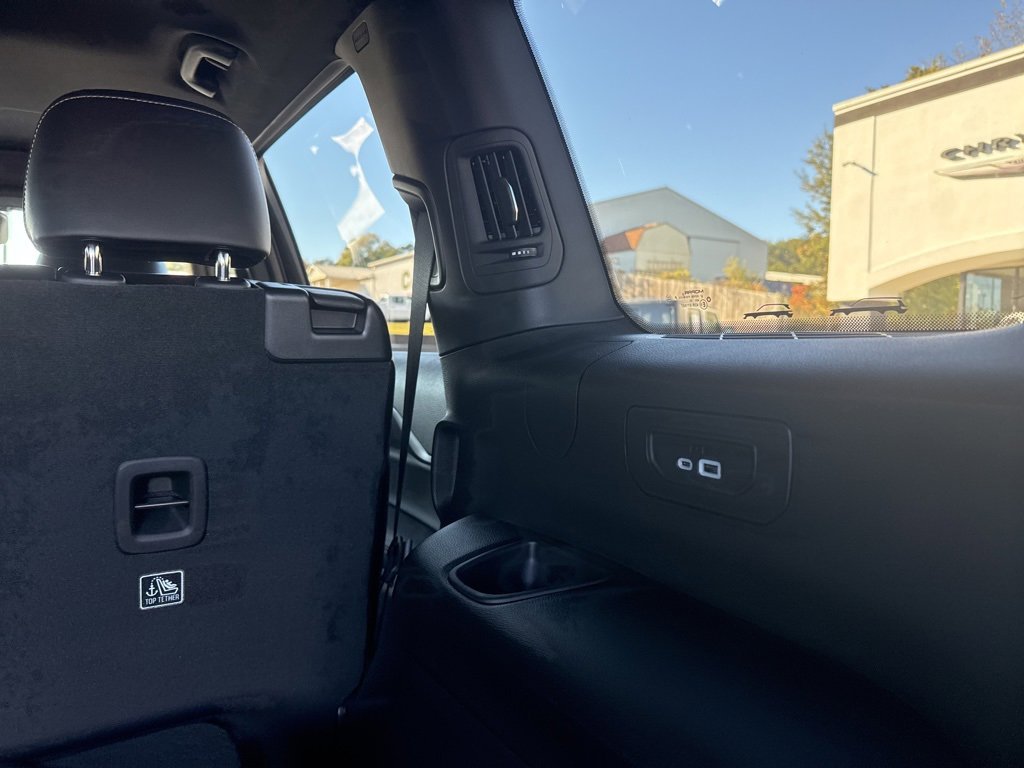 New 2025 Jeep Grand Cherokee L Altitude image 19