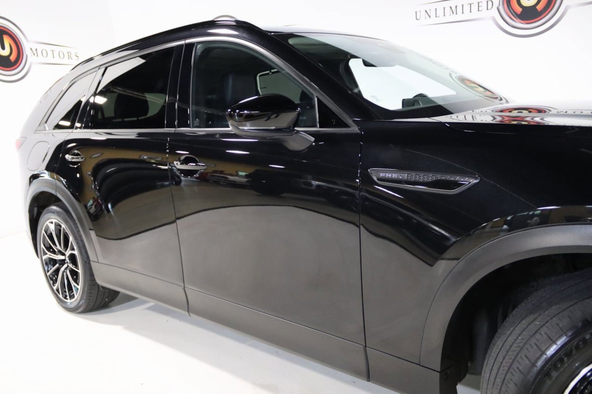 Used 2025 MAZDA CX-70 Plug-In Hybrid w/ Premium Pkg image 8