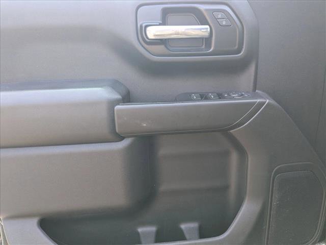 Used 2021 Chevrolet Silverado 1500 Custom w/ Safety Confidence Package image 9