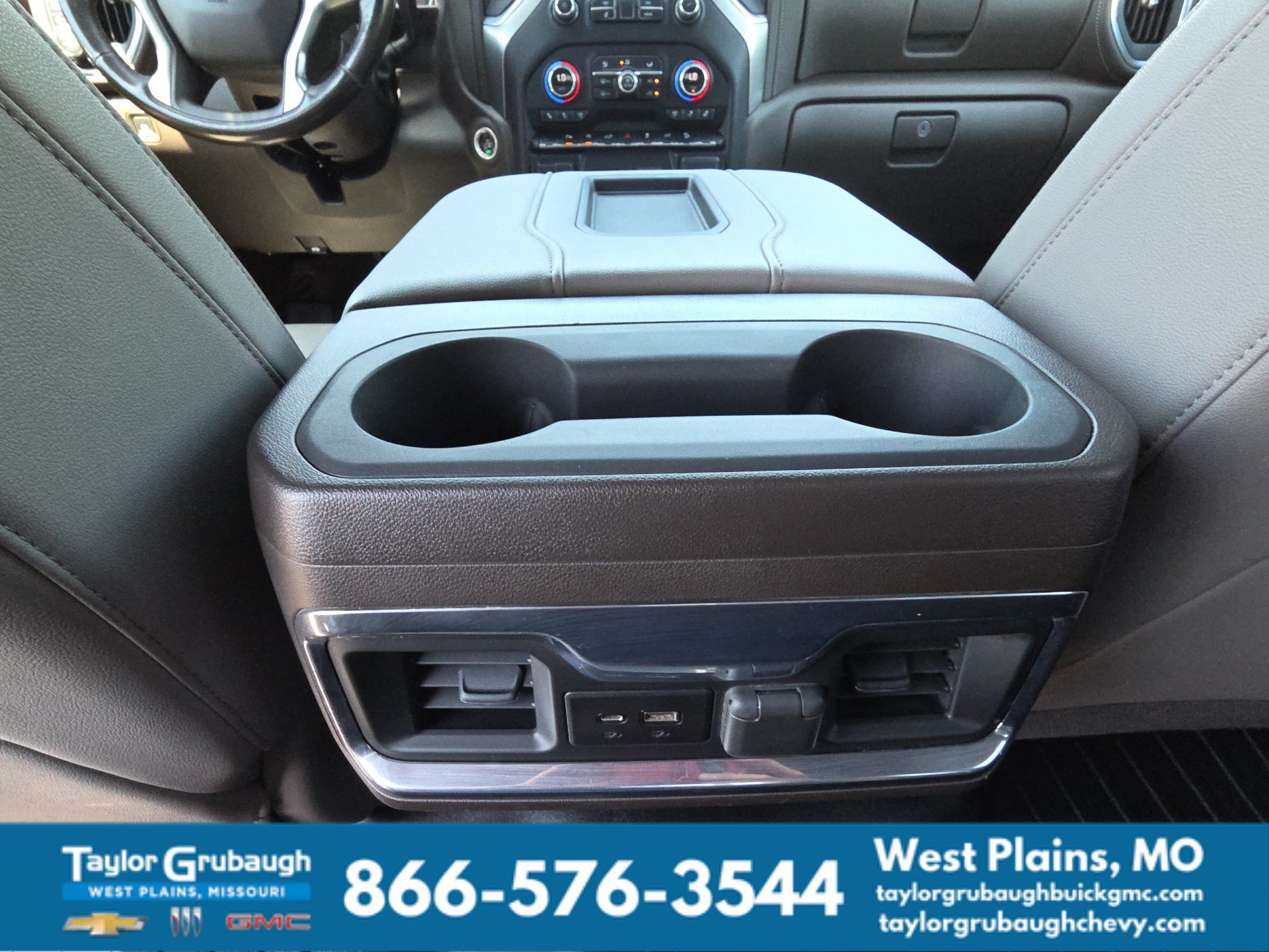 Used 2021 Chevrolet Silverado 1500 LTZ w/ Z71 Off-Road Package AWD/4WD image 32