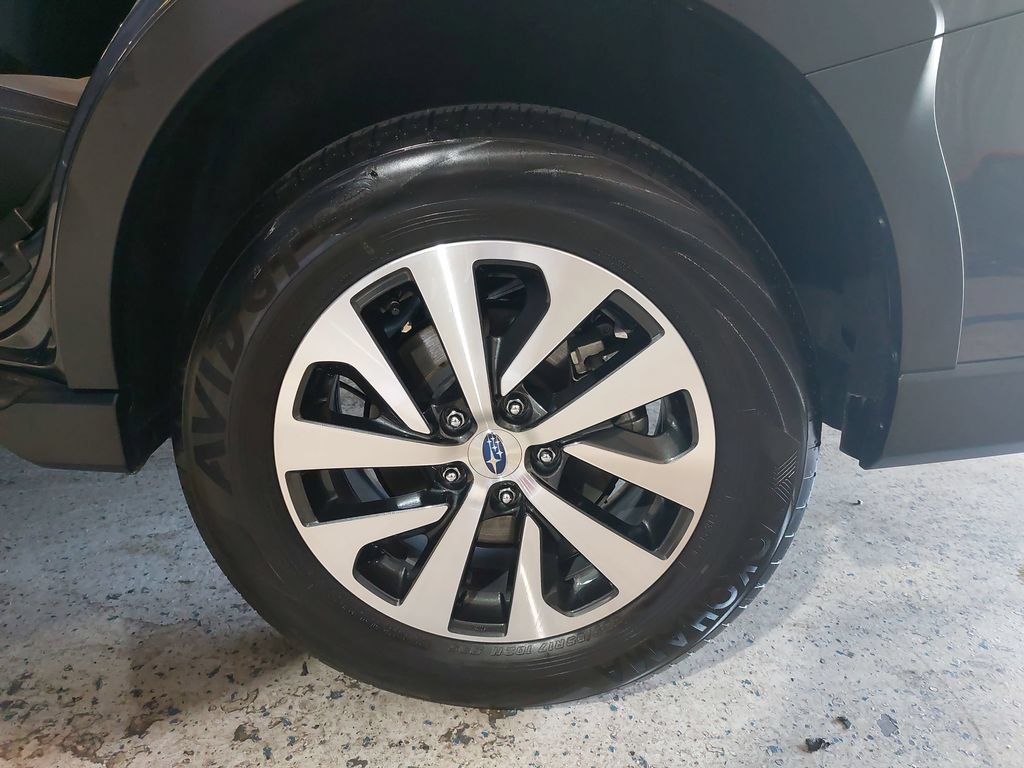 Used 2024 Subaru Outback Premium AWD/4WD image 35
