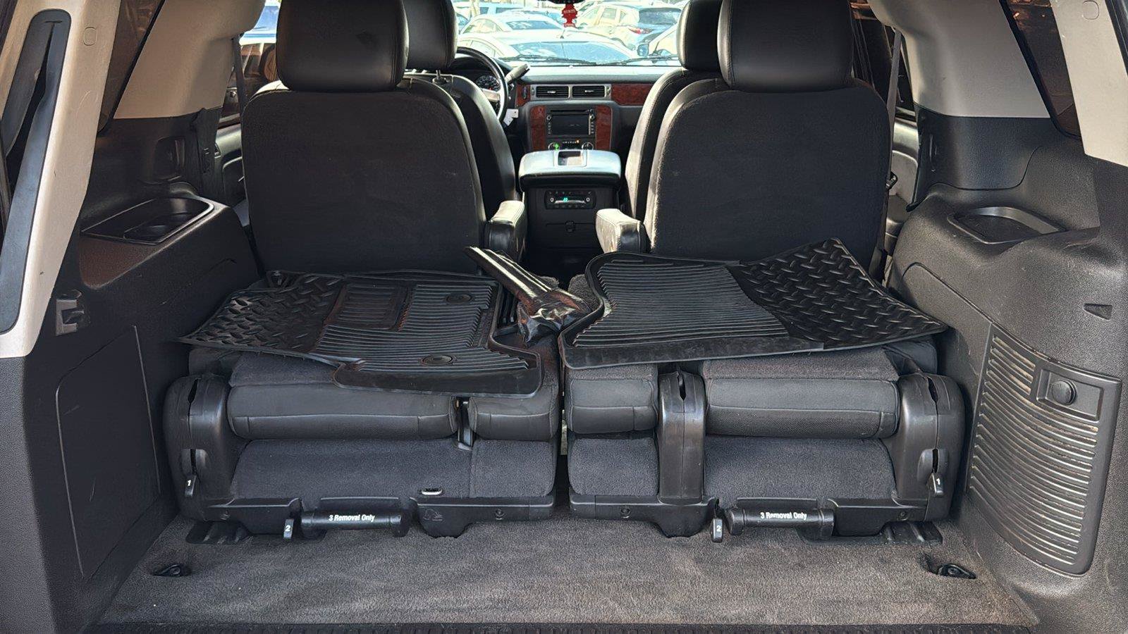 Used 2011 Chevrolet Tahoe LTZ RWD image 25
