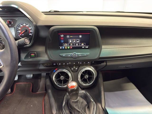 Used 2021 Chevrolet Camaro LT RWD image 16