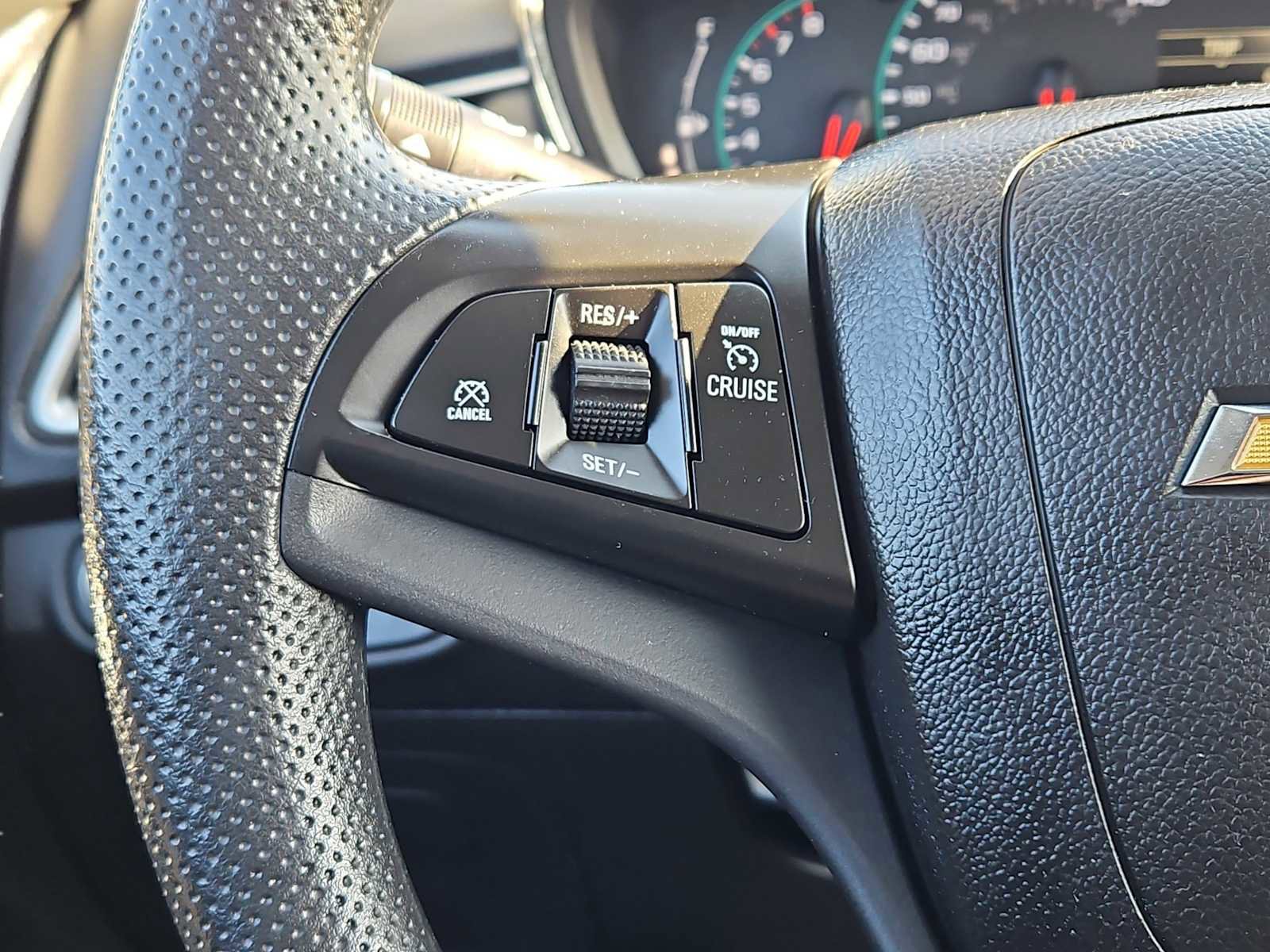 Certified 2022 Chevrolet Trax LS w/ Tint and Cruise Package image 19