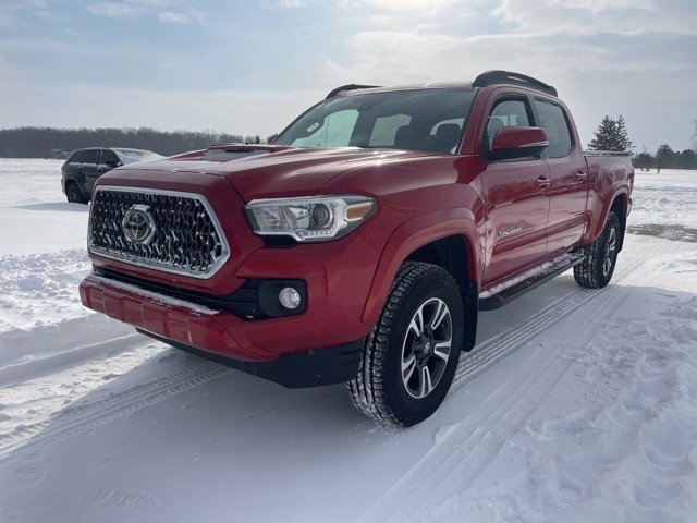 Used 2018 Toyota Tacoma TRD Sport image 7