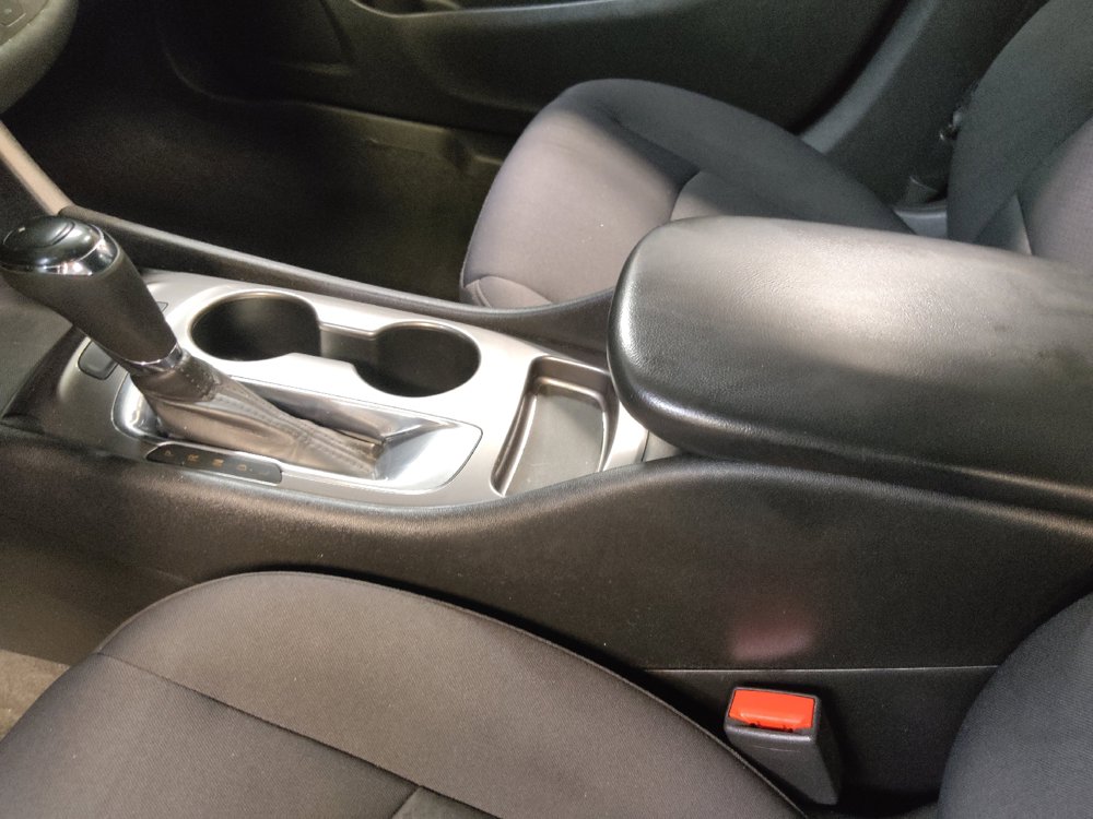 Used 2017 Chevrolet Malibu LS FWD image 26