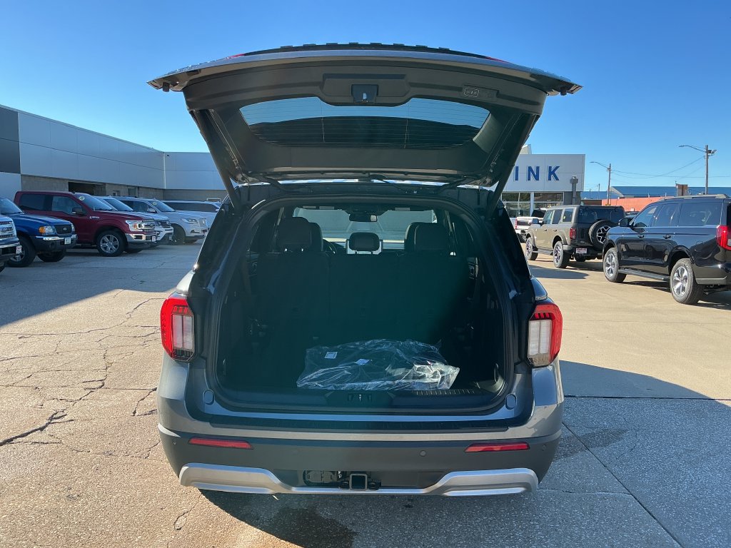 New 2026 Ford Explorer Platinum AWD/4WD image 23