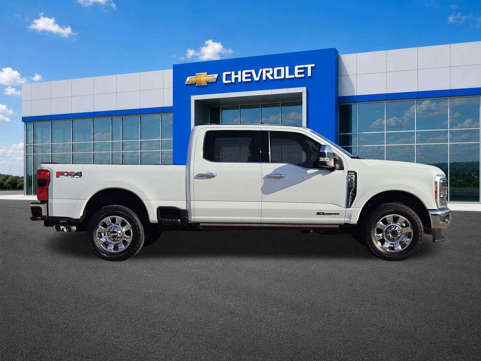 Used 2023 Ford F350 Lariat w/ Lariat Ultimate Package AWD/4WD image 7