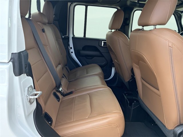 Used 2021 Jeep Gladiator Overland w/ Popular Equipment Package image 9