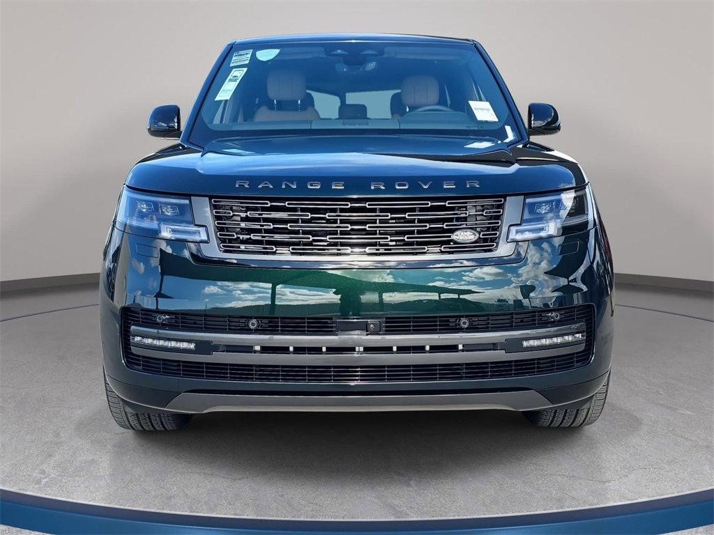 New 2026 Land Rover Range Rover SE image 2