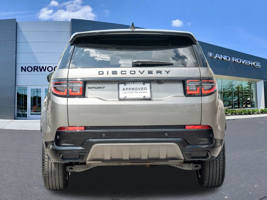Certified 2025 Land Rover Discovery Sport Dynamic SE AWD/4WD image 5