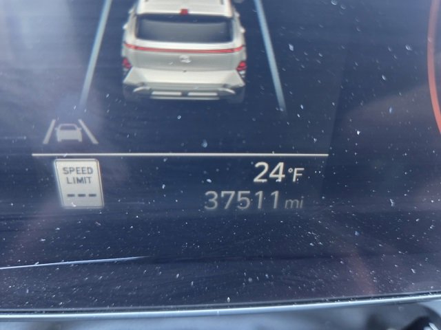 Used 2024 Hyundai Kona SEL image 14