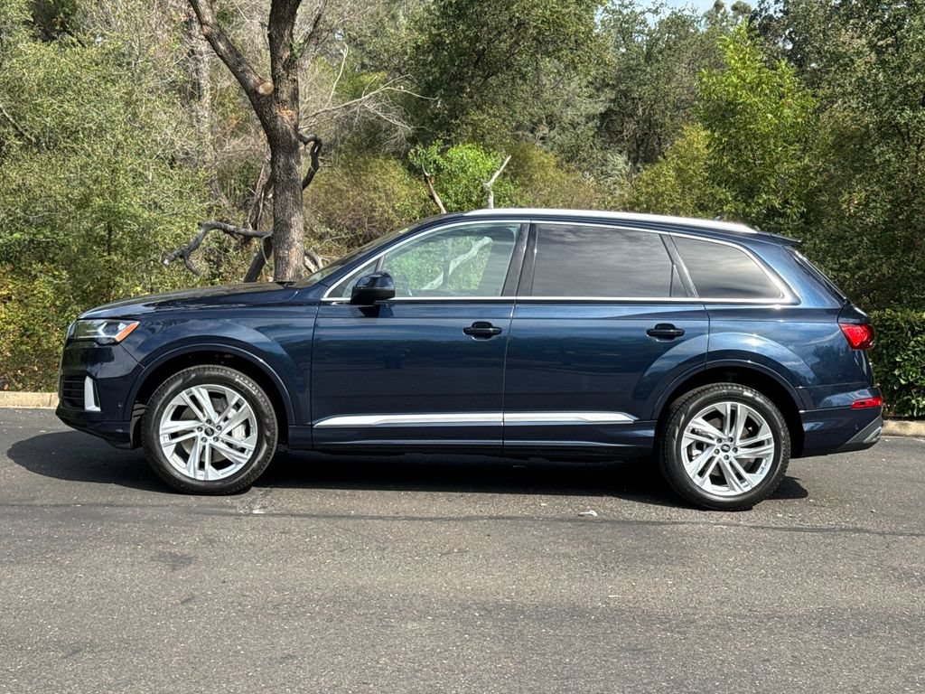 Used 2023 Audi Q7 2.0T Premium Plus AWD/4WD image 8