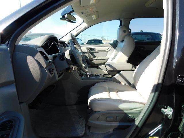 Used 2014 Chevrolet Traverse LTZ FWD image 10