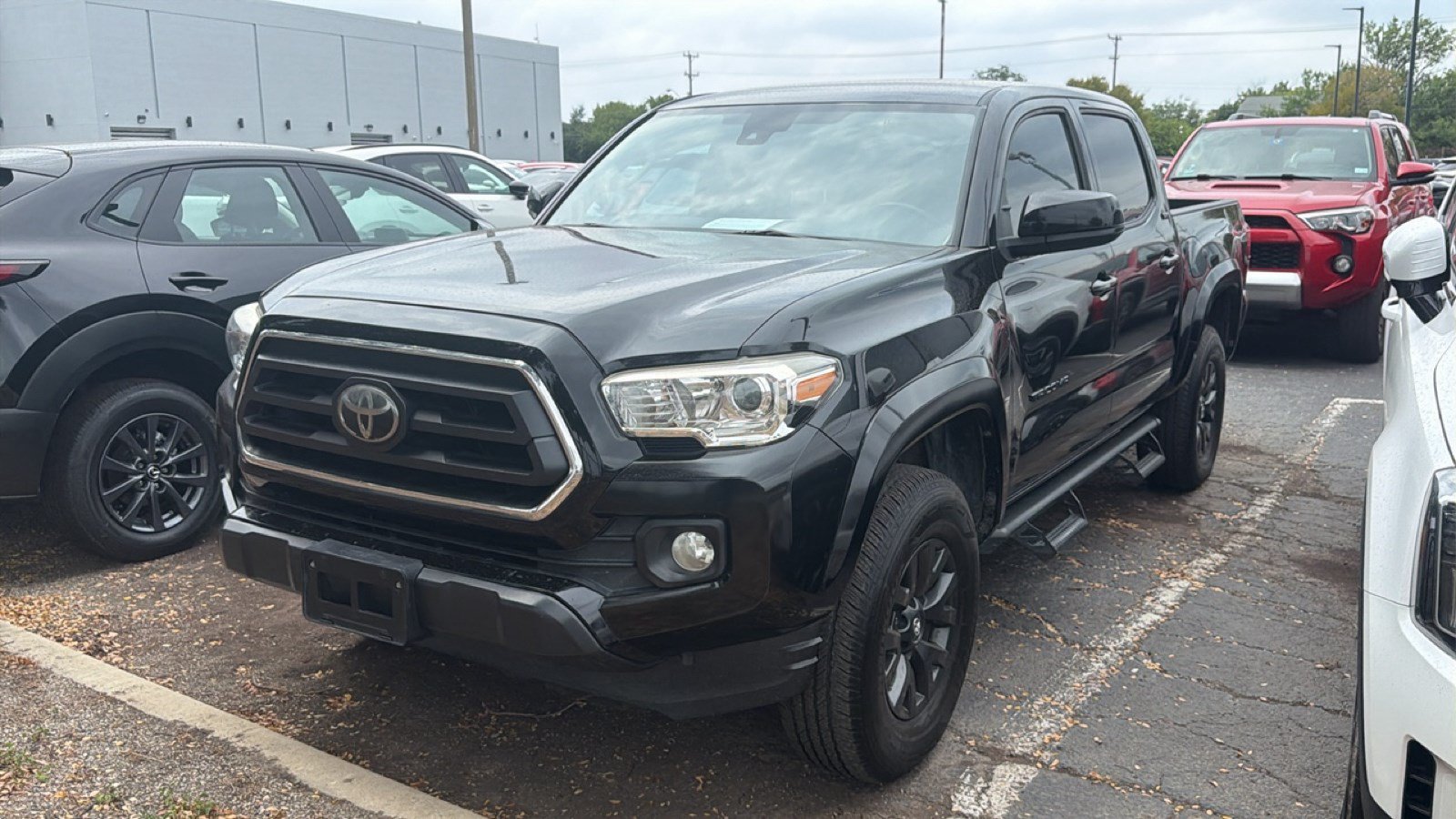 Used 2021 Toyota Tacoma SR5 w/ SR5 Appearance Package (SM) RWD image 24