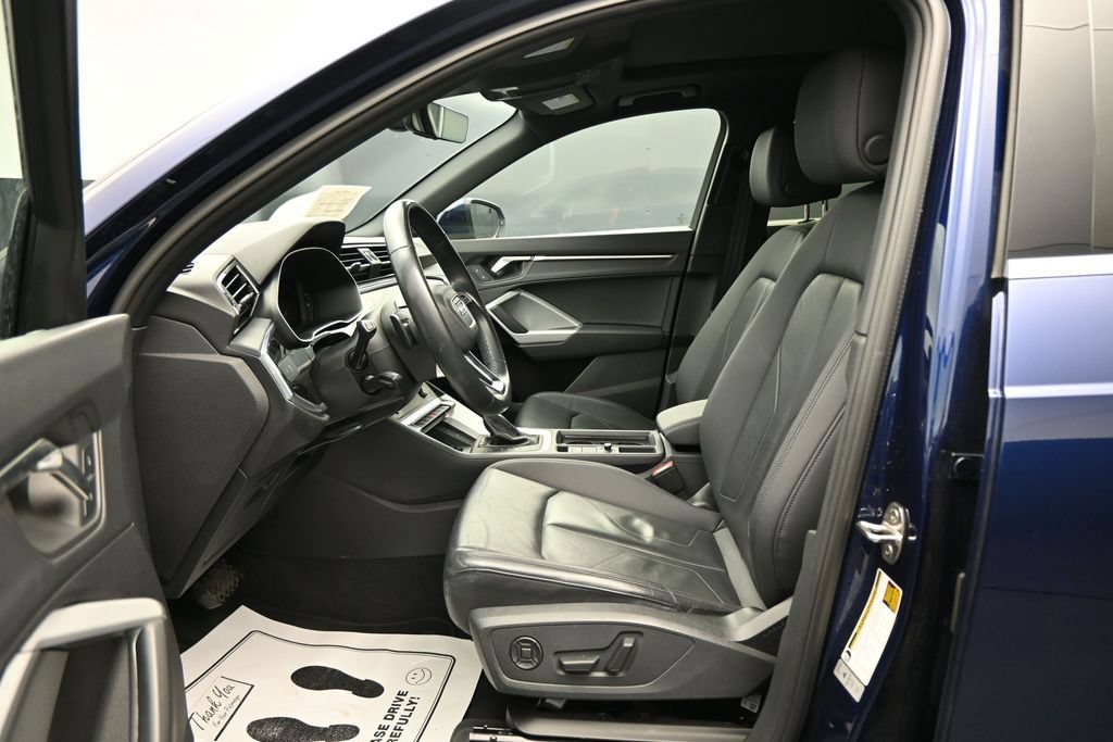 Used 2024 Audi Q3 2.0T Premium AWD/4WD image 9