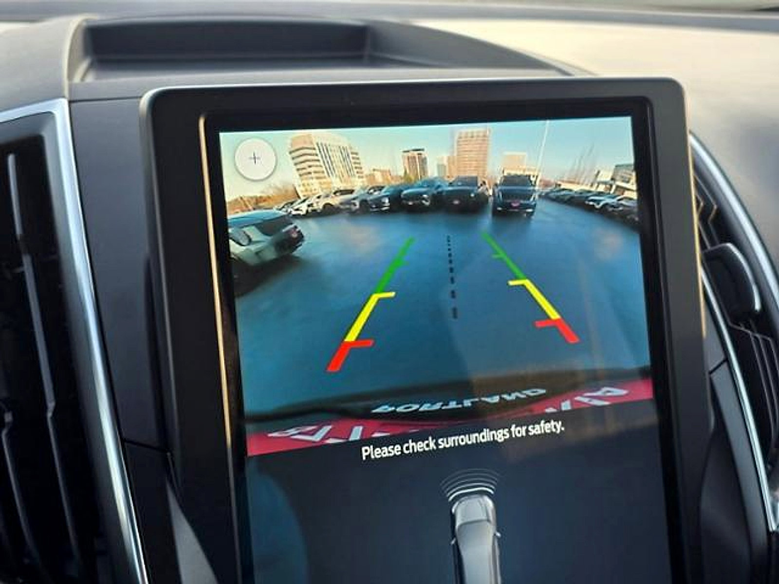 Used 2024 Ford Edge Titanium image 30