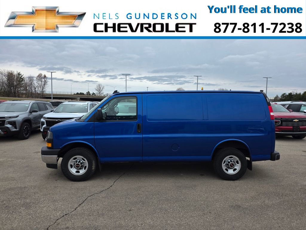 Used 2018 GMC Savana 2500 w/ Driver Convenience Package image 3