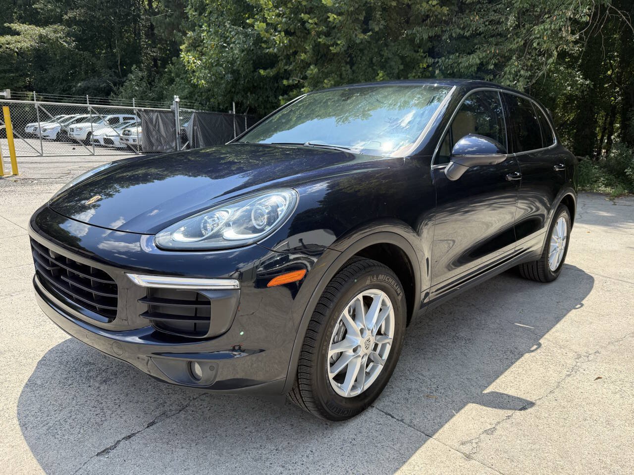 Used 2016 Porsche Cayenne AWD/4WD image 11