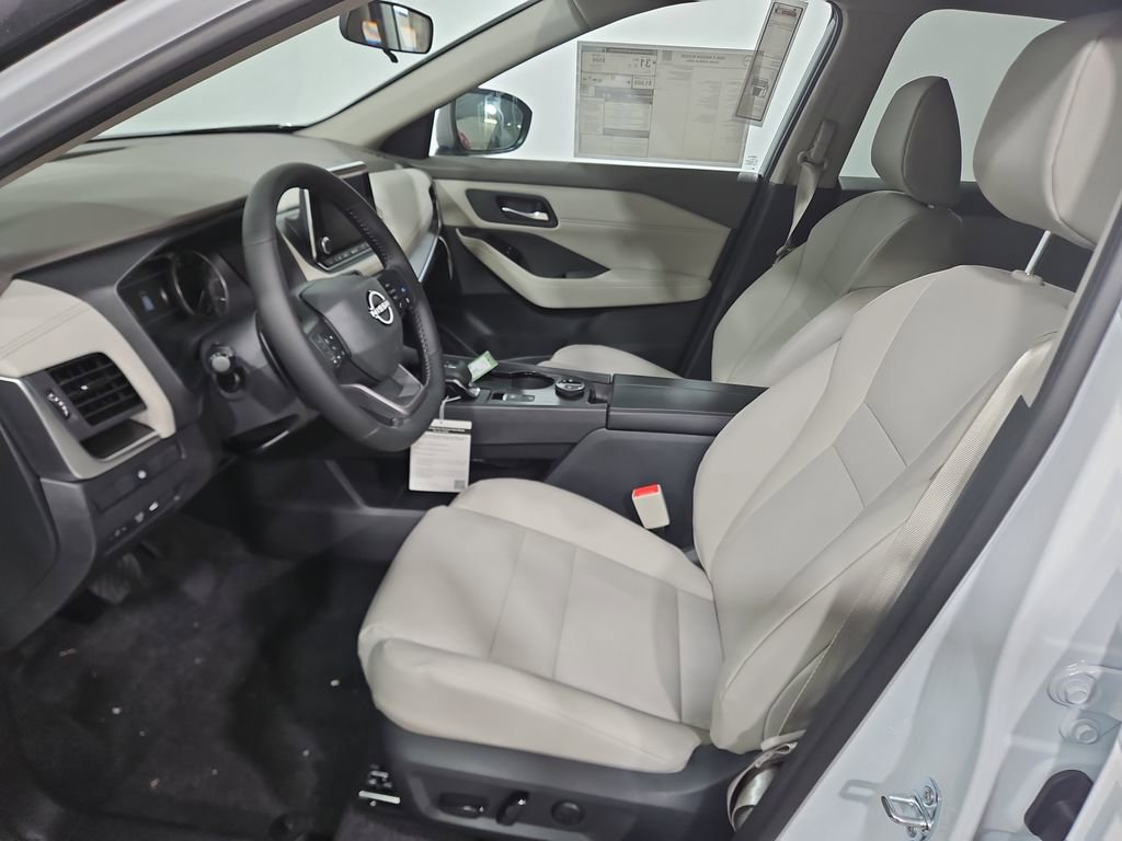 New 2026 Nissan Rogue SV image 9