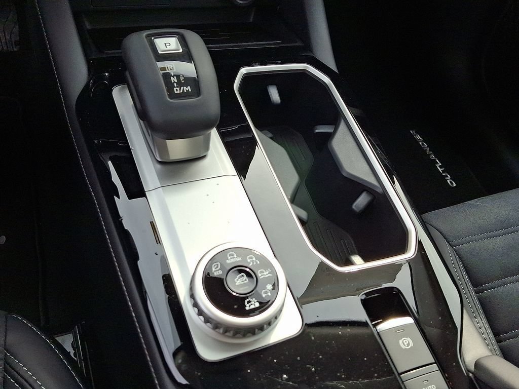 New 2026 Mitsubishi Outlander SE AWD/4WD image 7
