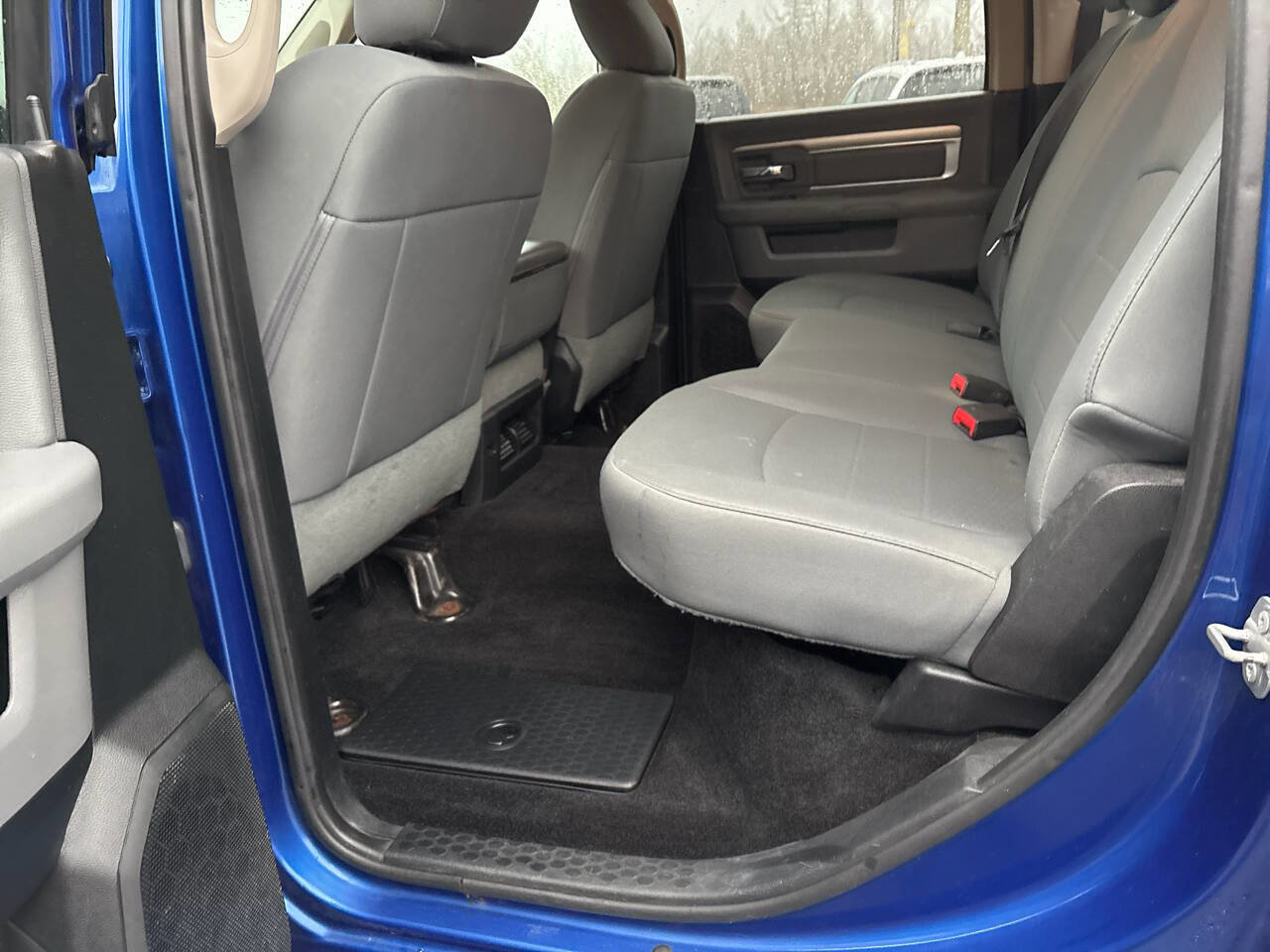 Used 2016 RAM 1500 Classic SLT image 7