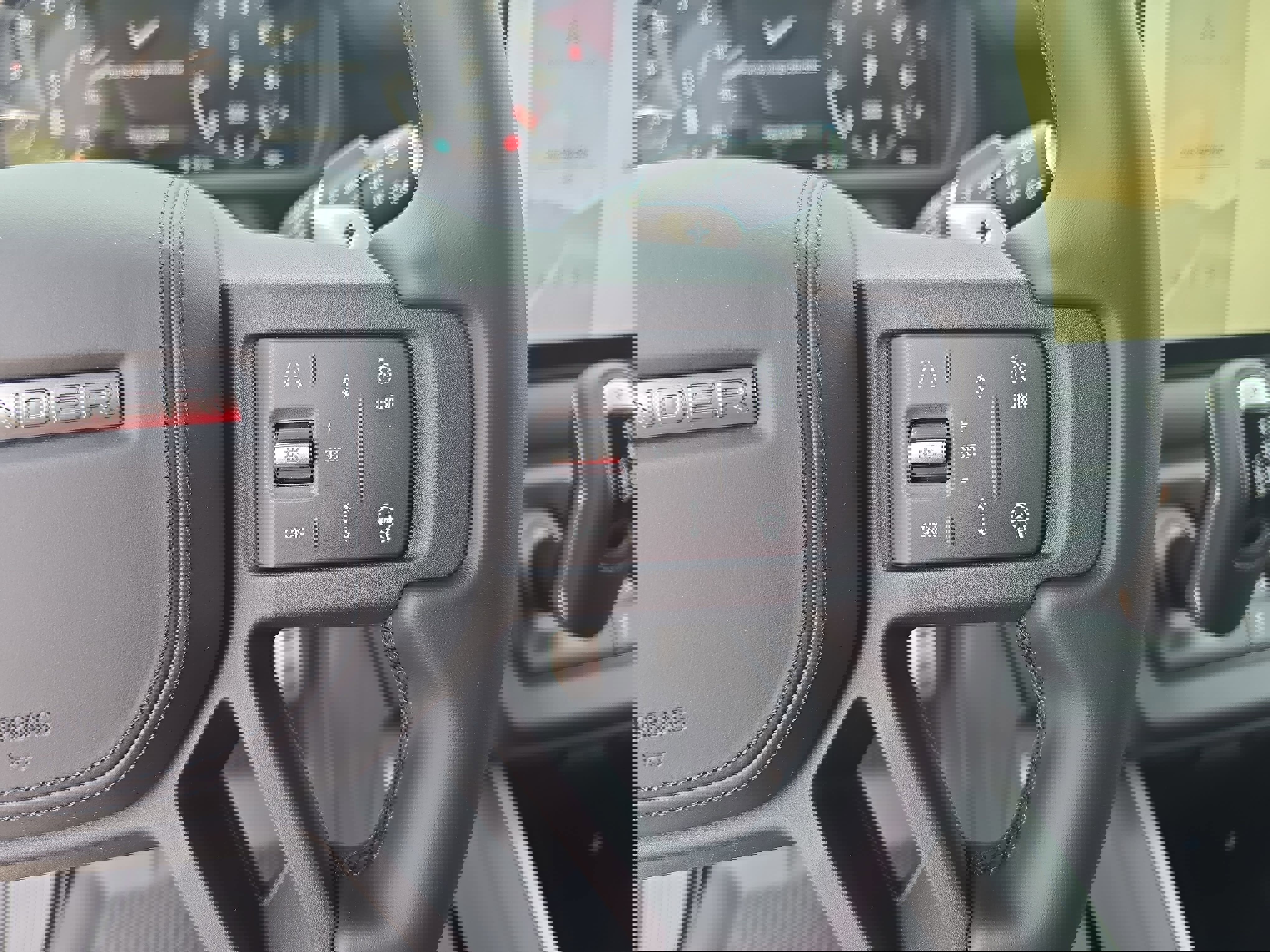 New 2025 Land Rover Defender 110 V8 image 17