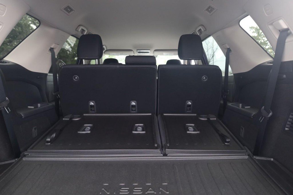 New 2026 Nissan Pathfinder SV w/ Cargo Package AWD/4WD image 24