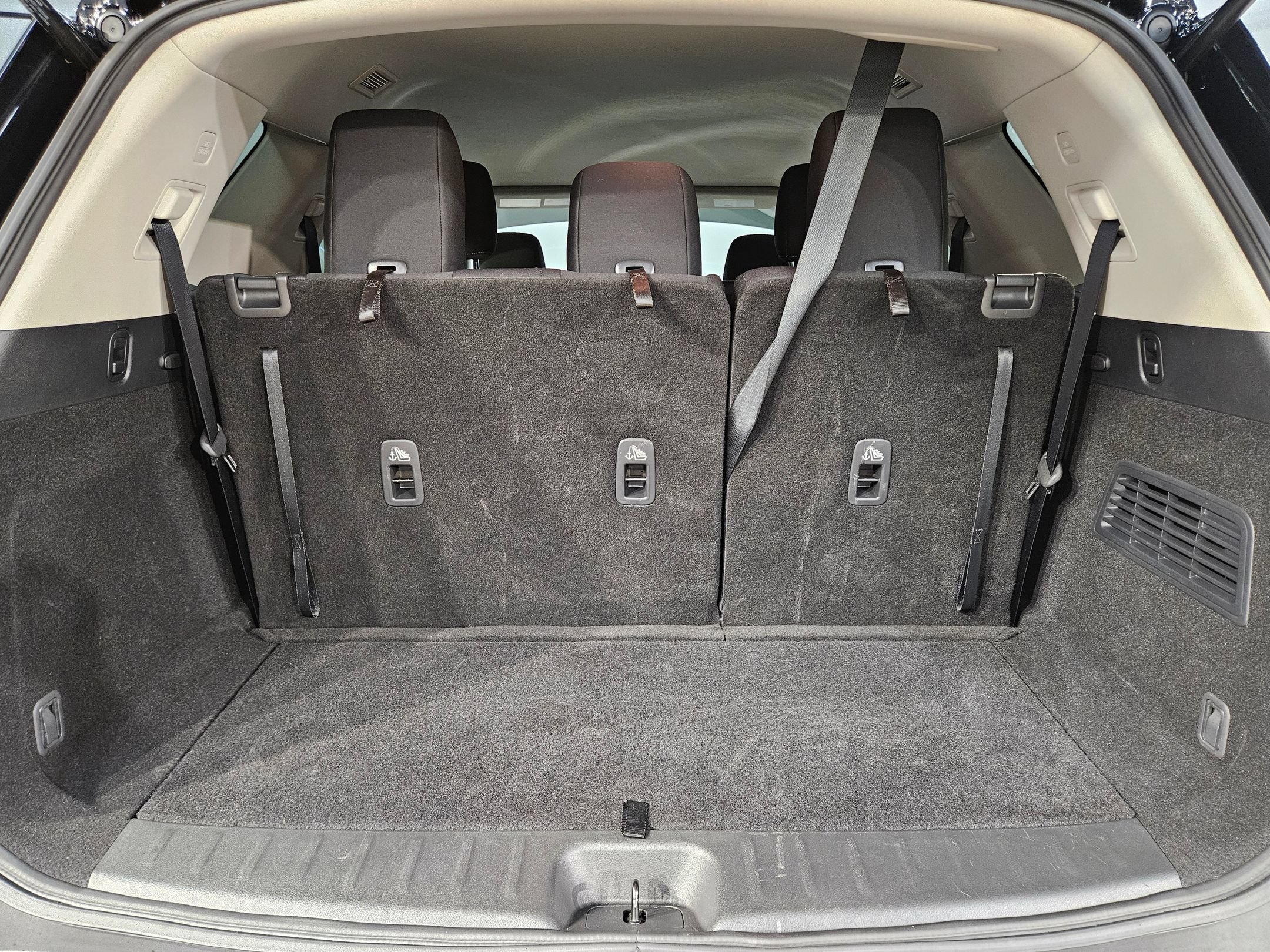 Used 2024 Nissan Pathfinder SV AWD/4WD image 18