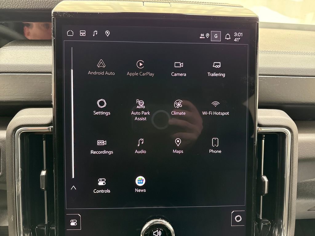 New 2026 GMC Yukon Denali w/ Sun & Power Step Package image 34