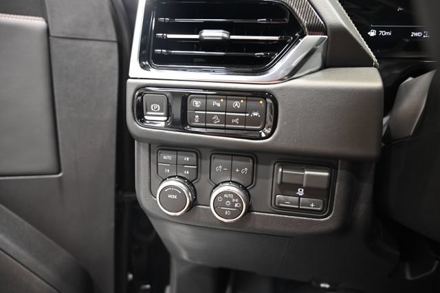 New 2026 GMC Yukon XL Elevation w/ Elevation Premium Package AWD/4WD image 26