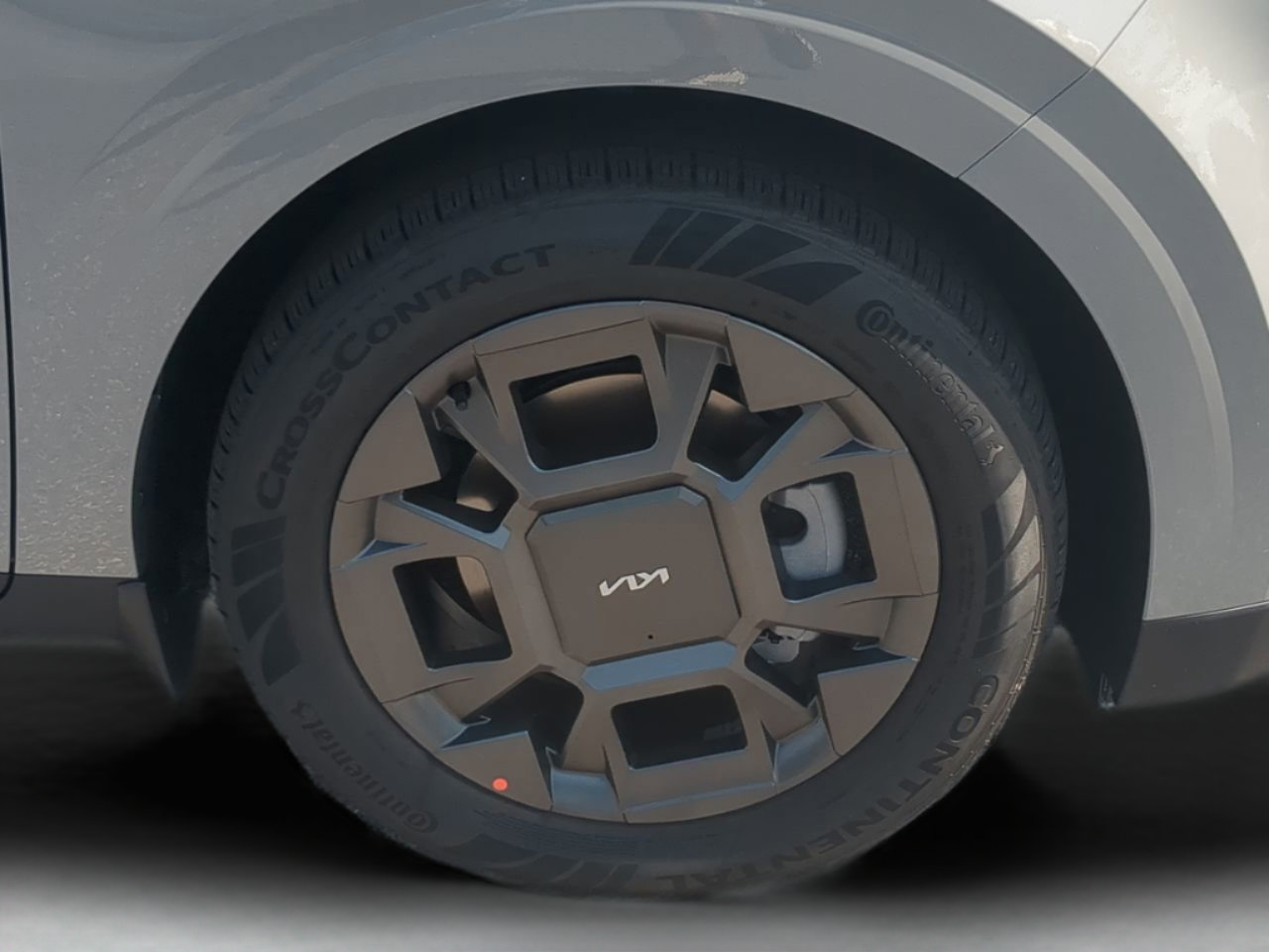 Certified 2026 Kia Carnival EX FWD image 25