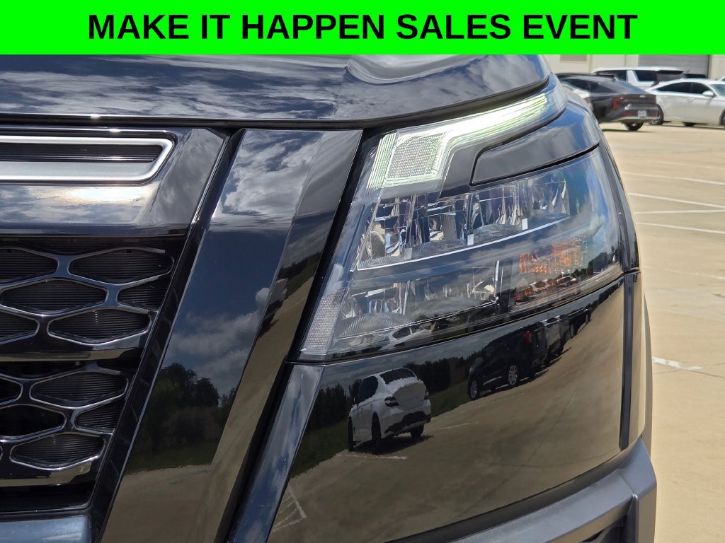 Used 2024 Nissan Pathfinder Rock Creek AWD/4WD image 33