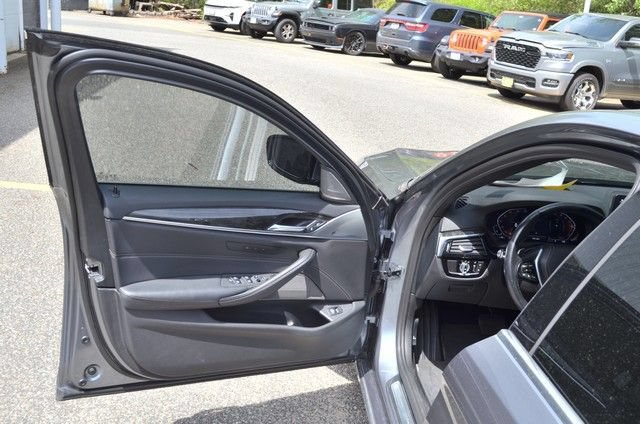 Used 2021 BMW 540i xDrive w/ Premium Package AWD/4WD image 15